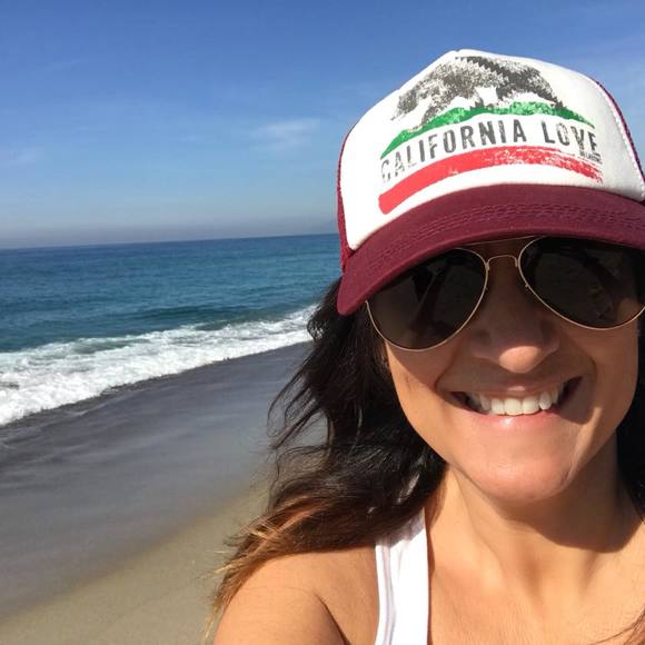 Meet your Posher, Laurie - Picture 1 of 1